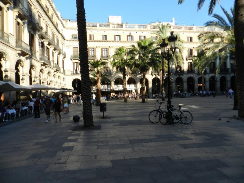 Robert Rahula courtyard Spain